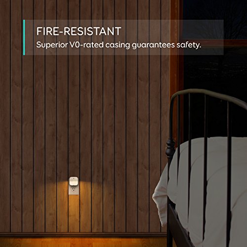 eufy Lumi - Luz nocturna LED de luz blanca cálida, sensor de atardecer hasta el amanecer, dormitorio, baño, cocina, pasillo, escaleras, eficiencia energética, compacta